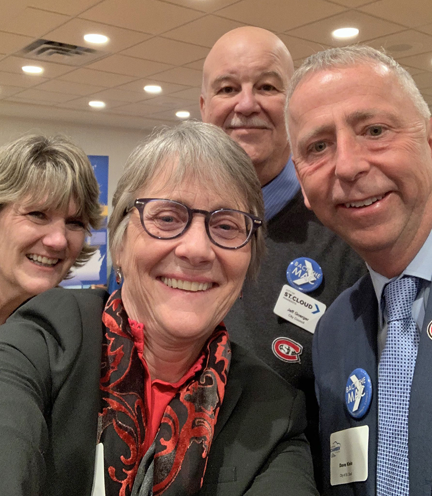 Selfie of President Wacker, Mayor Kleis, SCTCC's Lori Kloos and Council President Georger 
