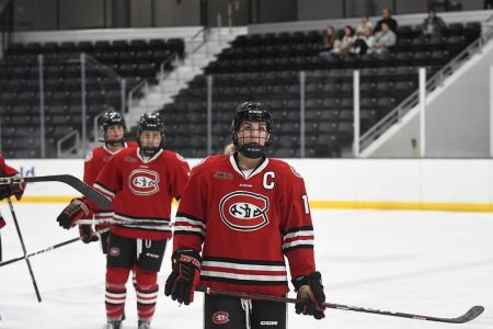 Huskies Highlight: Taylor Lind uses hockey to discover her passion for teaching