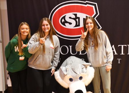 SCSU welcomes prospective students and their families during Open House: Discover Red & Black